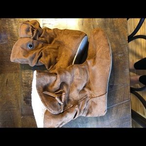 BearPaw Boots